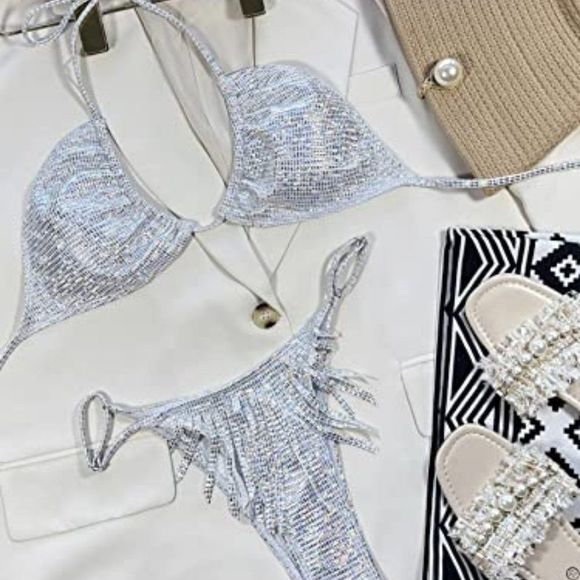 WDIRARA Women's High Cut Haler Bikini Swimsuit Tassel Trim Two Piece - Picture 4 of 4